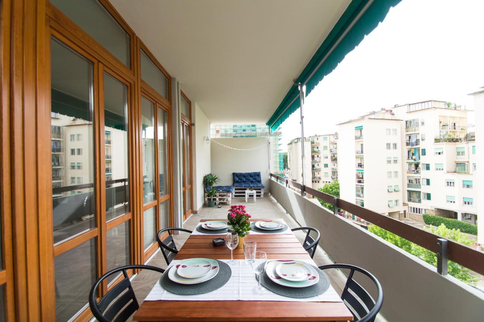 Loggia 27 Three-room Firenze