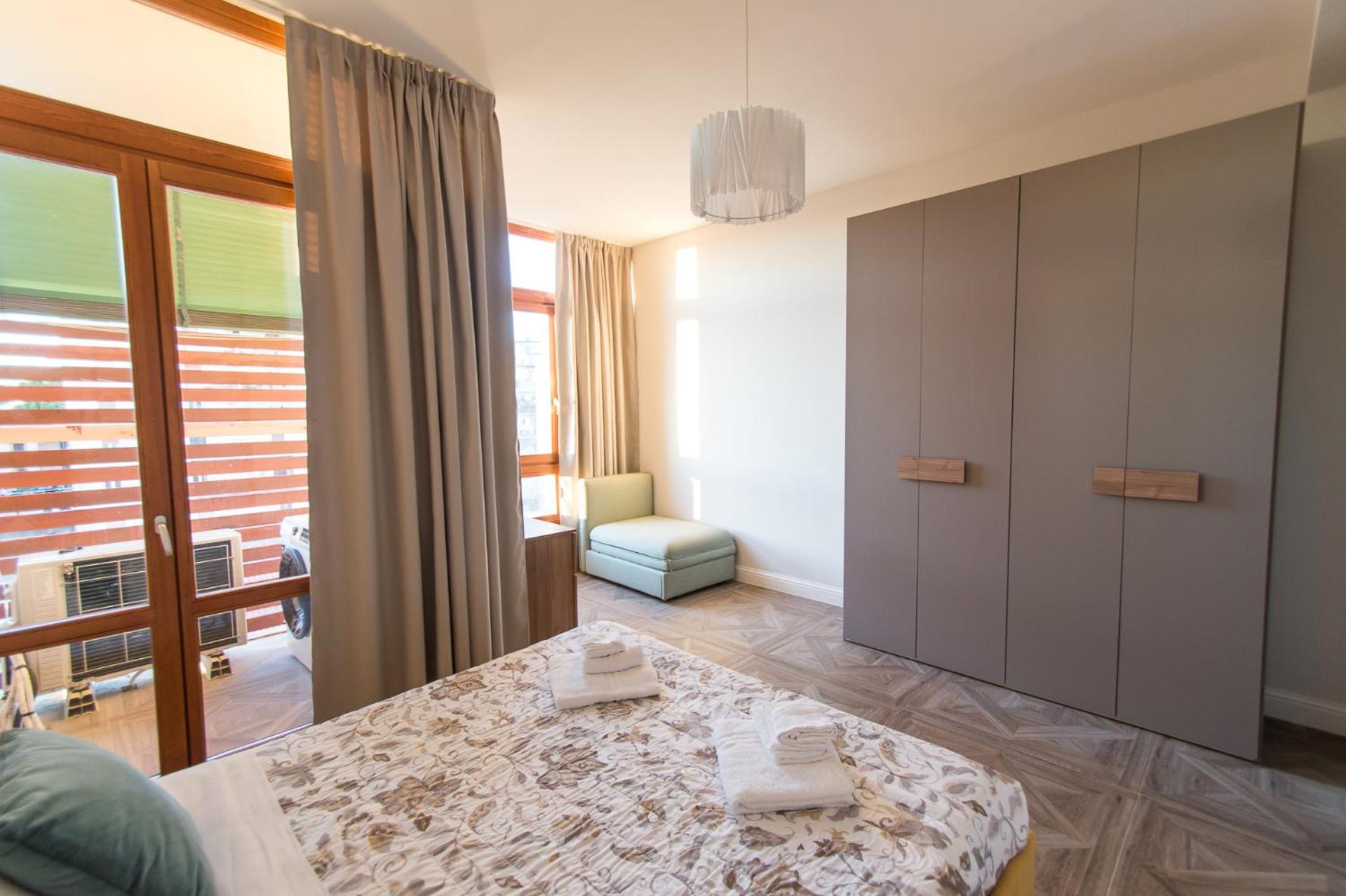 Appartamento Loggia 27 Three-room *